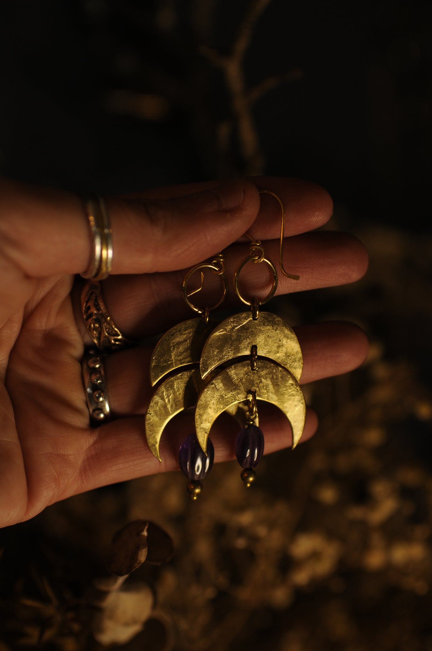 Boucles d'oreilles Courtisanes en laiton et perles d'améthystes