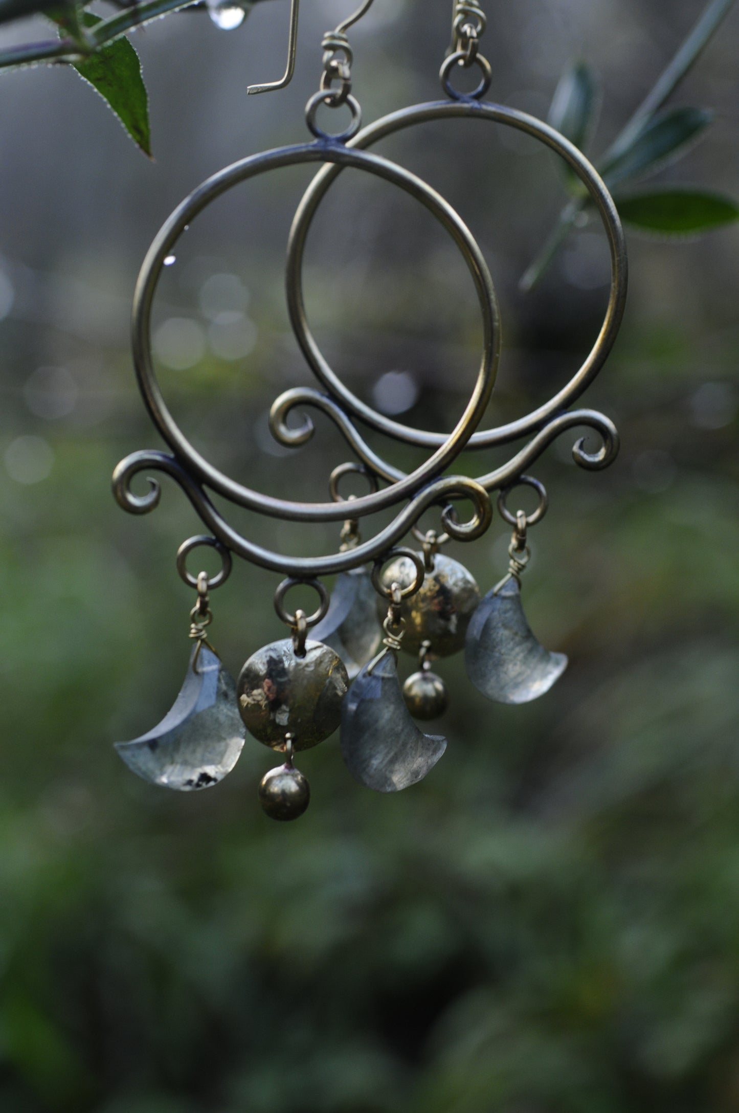 Boucles d'oreilles Triple lune en laiton et labradorites