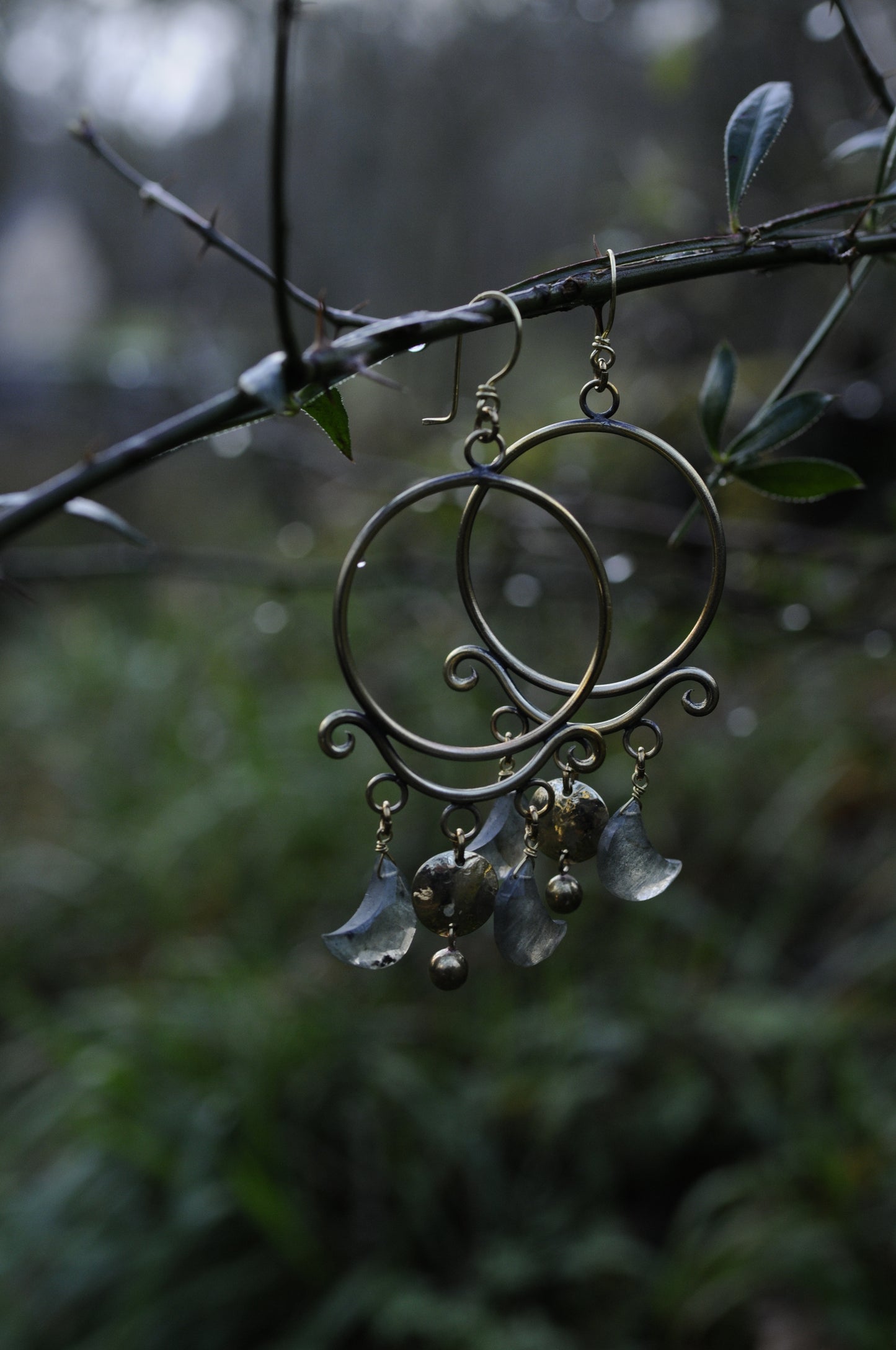 Boucles d'oreilles Triple lune en laiton et labradorites