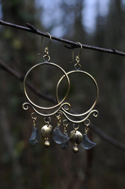 Boucles d'oreilles Triple lune en laiton et labradorites