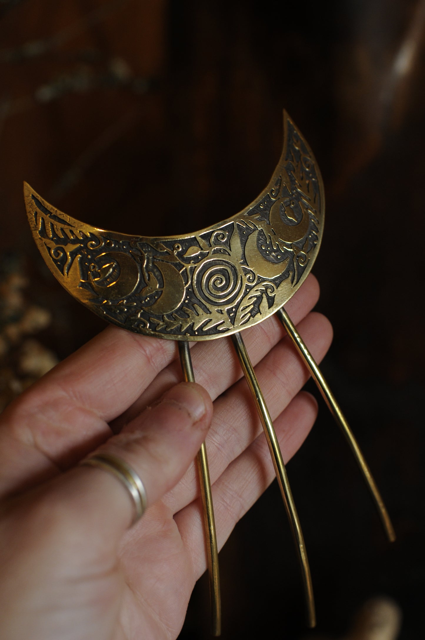 Peigne pique pour cheveux Lune gravée en laiton (Copie)