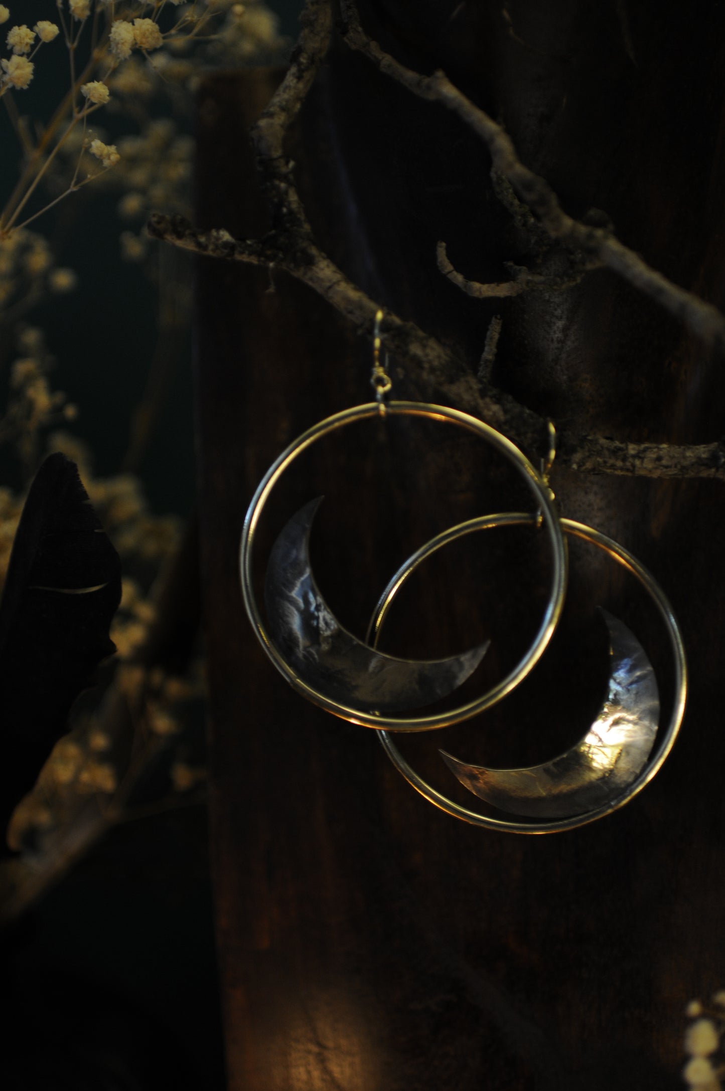 Grandes boucles d'oreilles créoles Eclipse en laiton