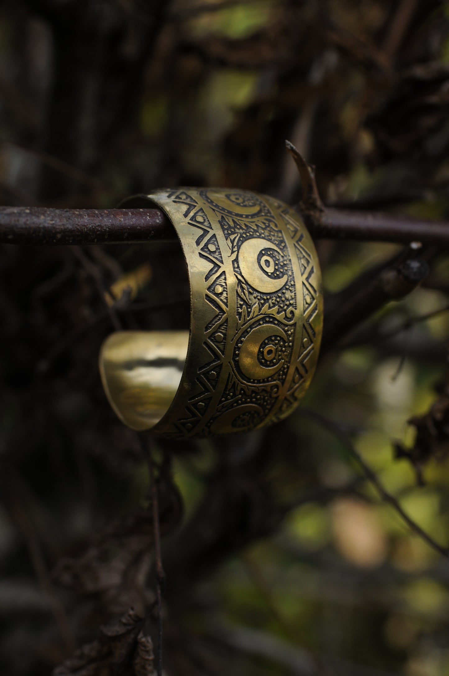 Bracelets laiton gravé bombé Oeil mystique P