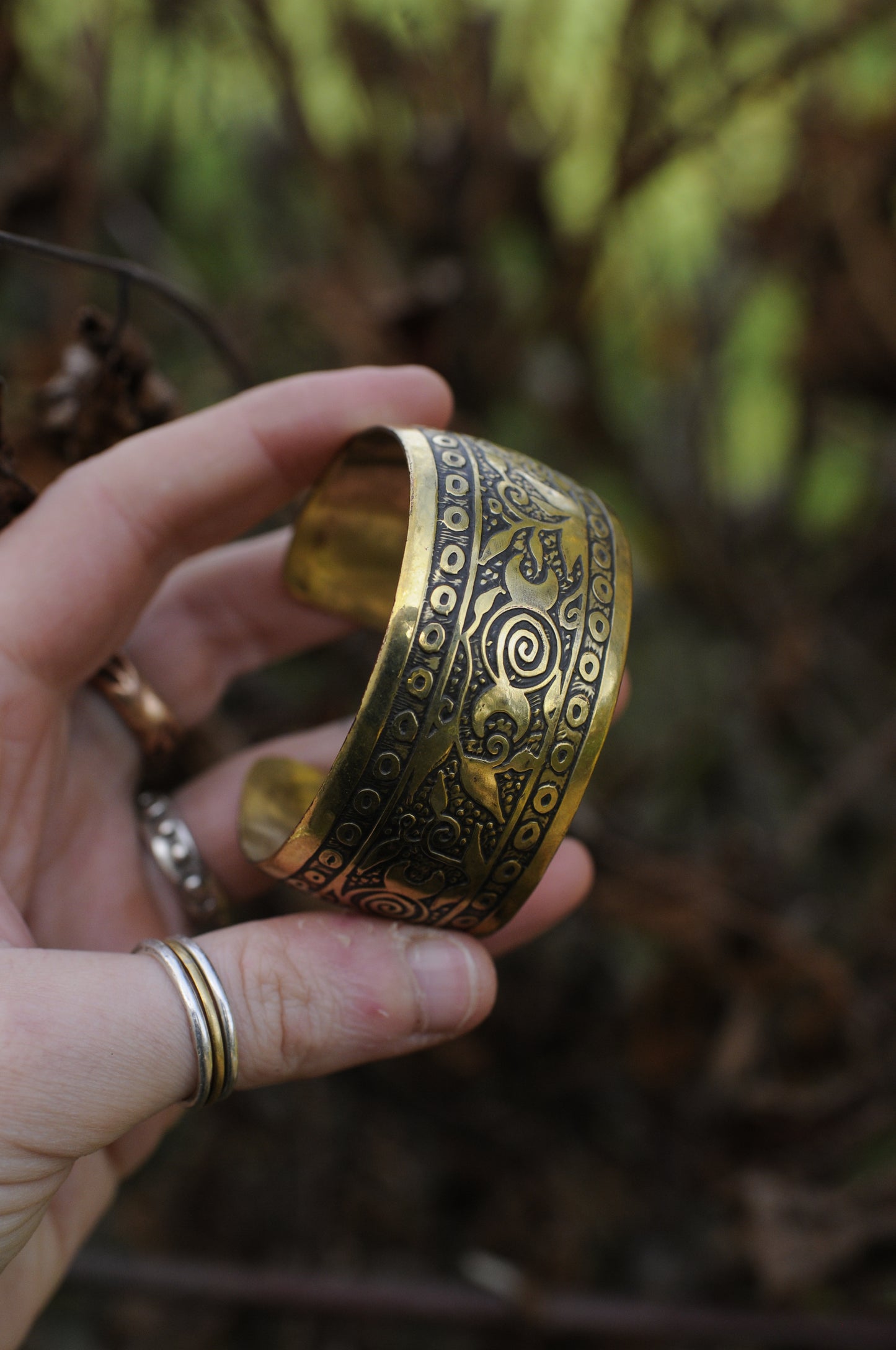 Bracelets laiton gravé bombé Triple lune N