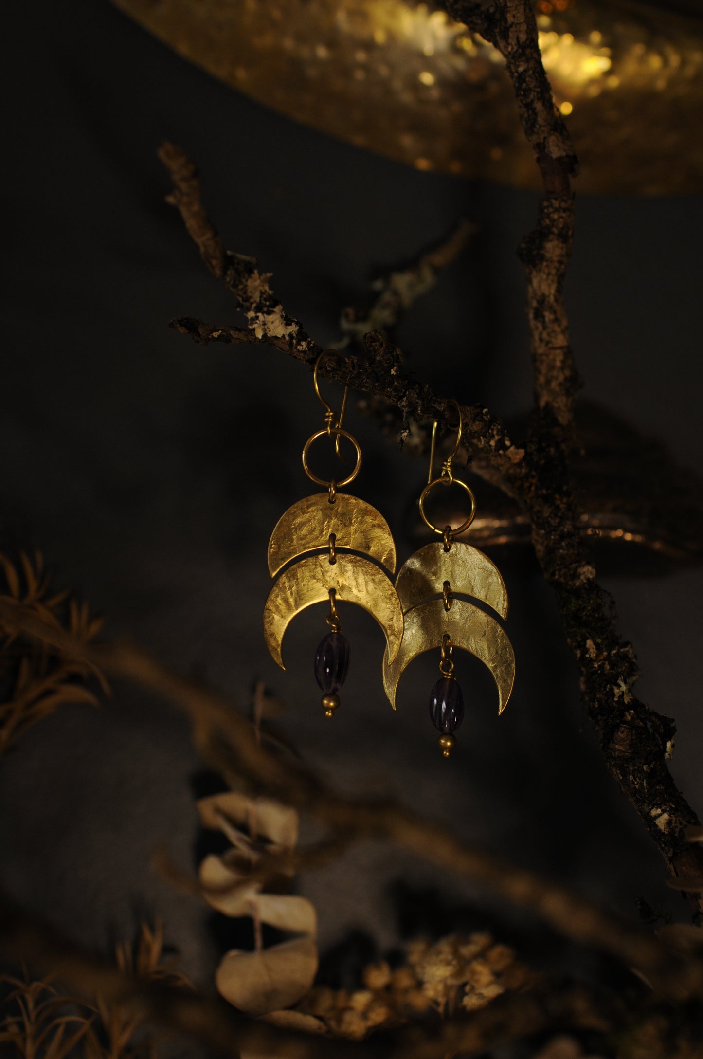 Boucles d'oreilles Courtisanes en laiton et perles d'améthystes