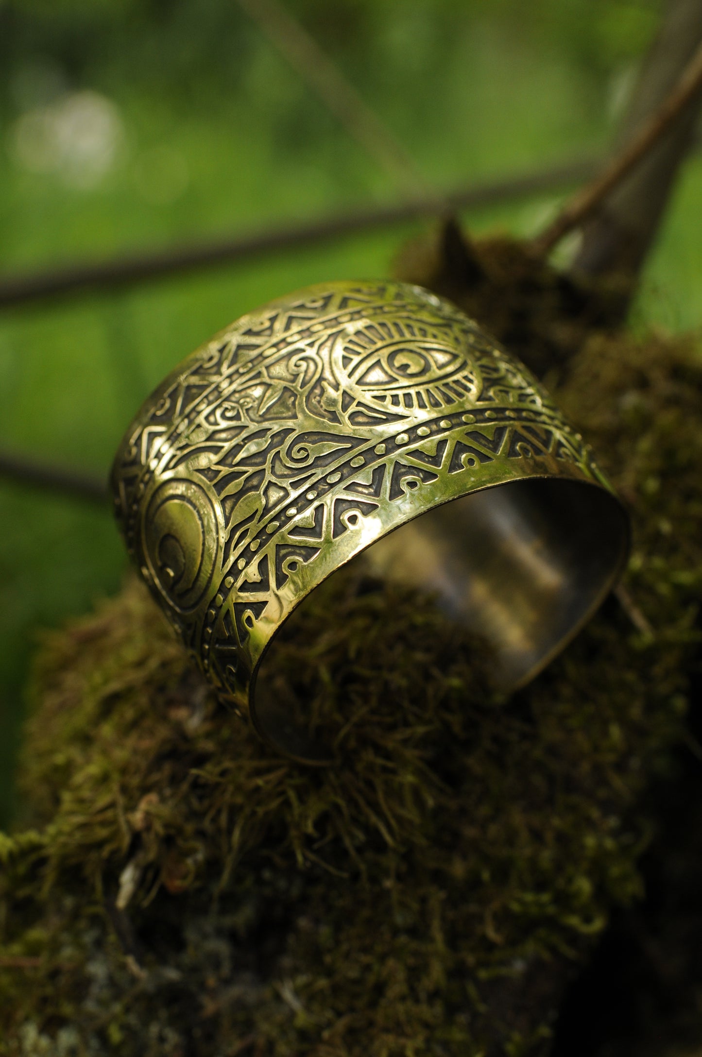 Bracelets laiton gravé bombé Veilleur