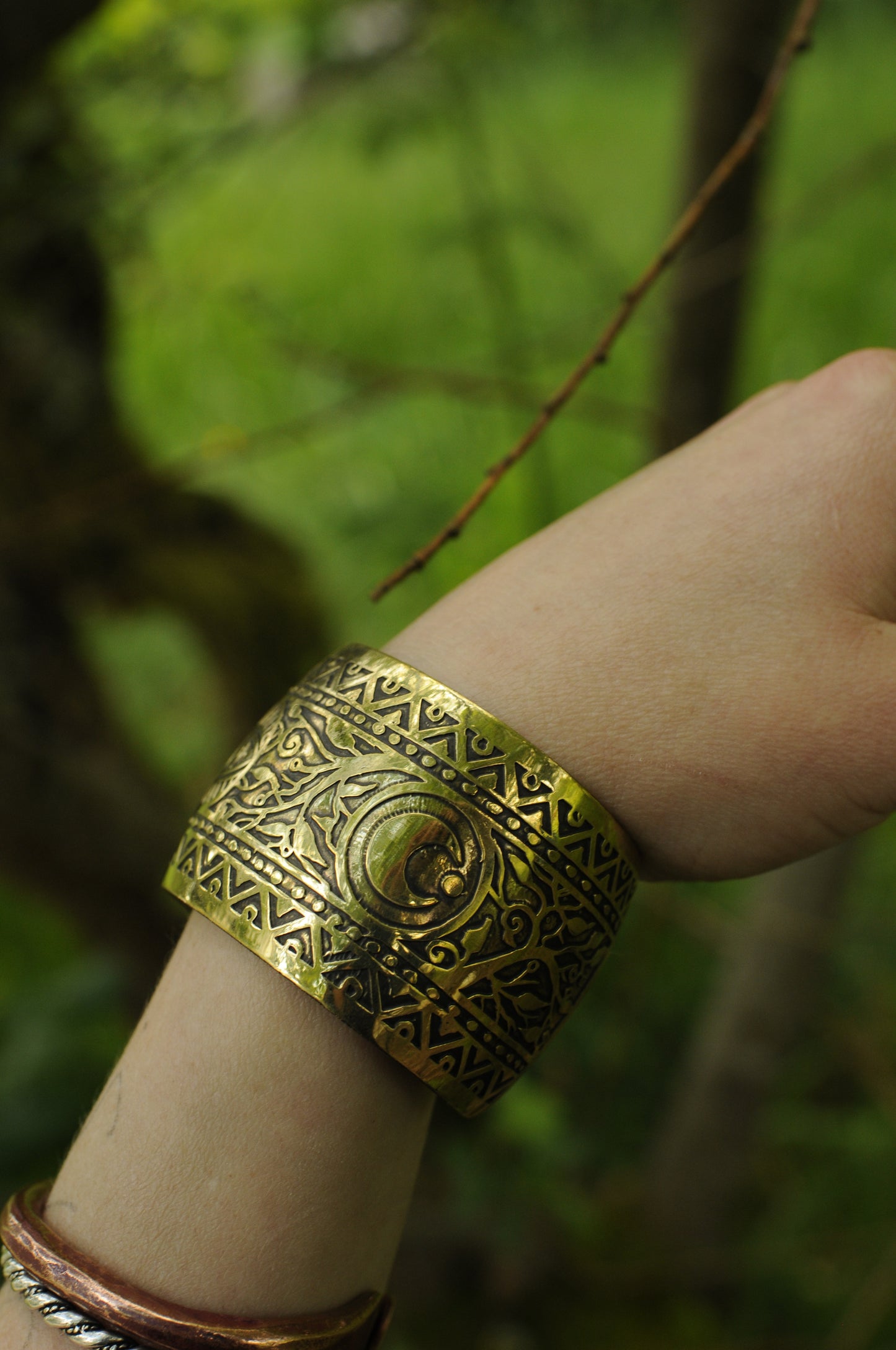 Bracelets laiton gravé bombé Veilleur