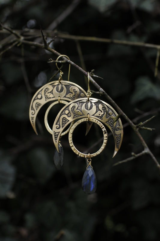 Boucles d'oreilles grandes Maxi Nyx gravées avec Labradorites